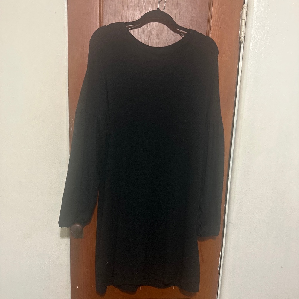 Gap women’s xl black long sleeve top